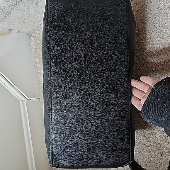 Louis Vuitton Grand Palais - Picture 2 of 6